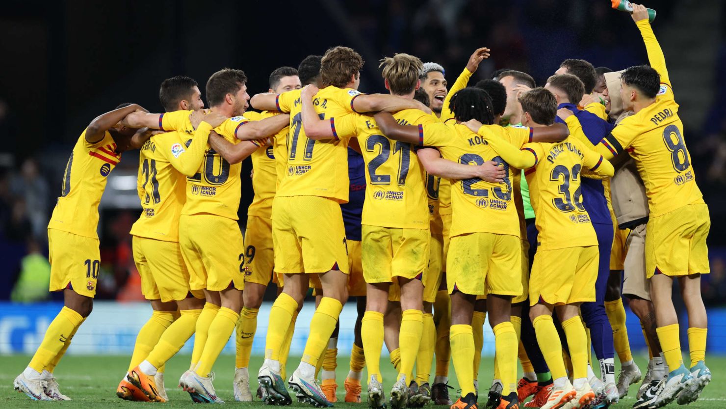 锻炼团队协 锻炼团队协