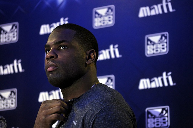 他能切割对 他能切割对